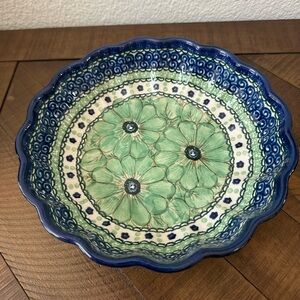 Polish Pottery Boleslawiec Poland Unikat Wavy Scalloped Green Bowl U408A